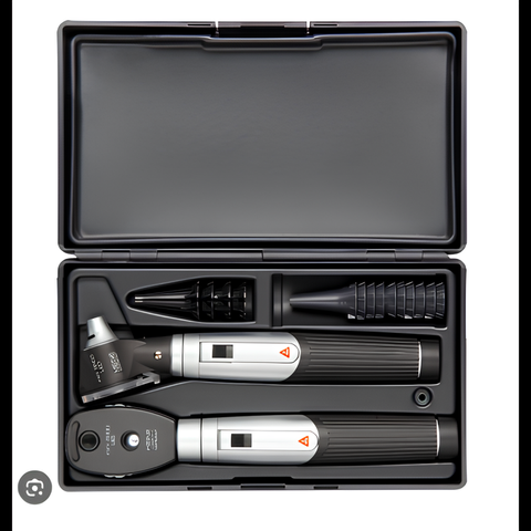 HEINE Mini 3000 LED Diagnostic Set XHL With 2 Handles In Hard Case